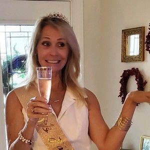 Meet your Posher, Lee